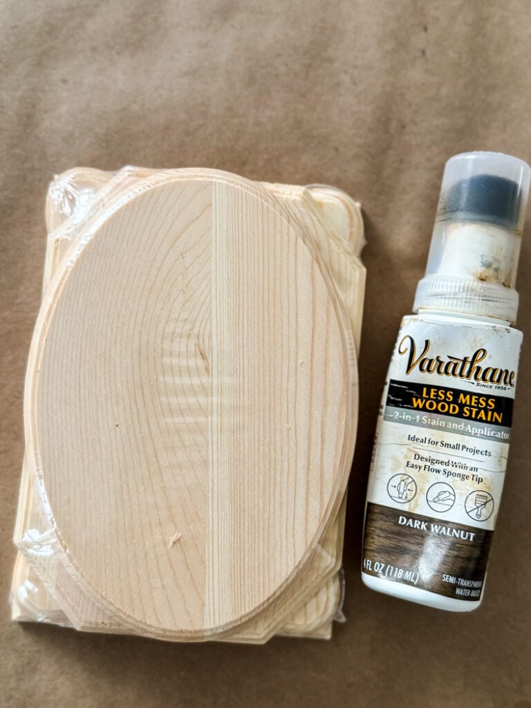 wood plaques and varathane stain