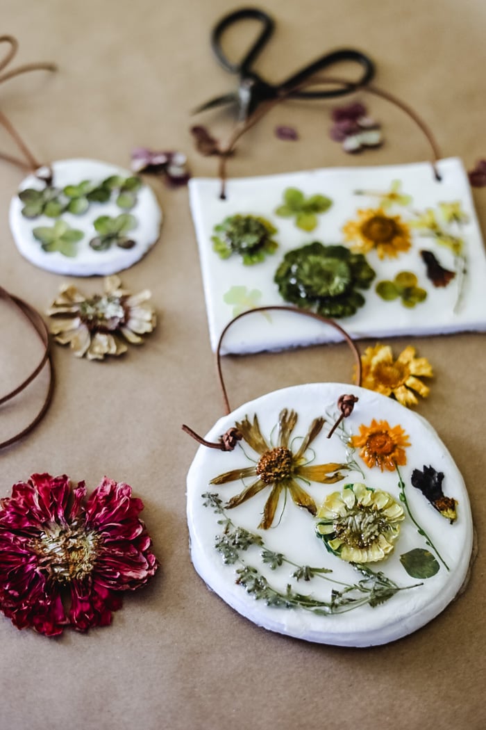 pretty photo of pressed flower art projects