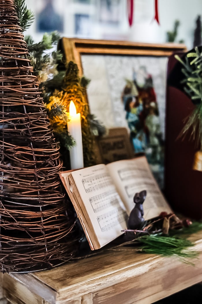 Creating a Cozy Christmas Entryway with Vintage Charm